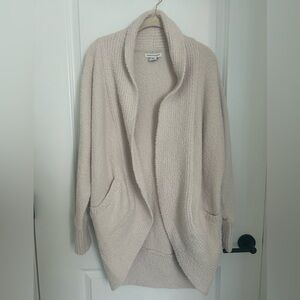 NWOT Cupcakes & Cashmere Soft Cardigan Size Small